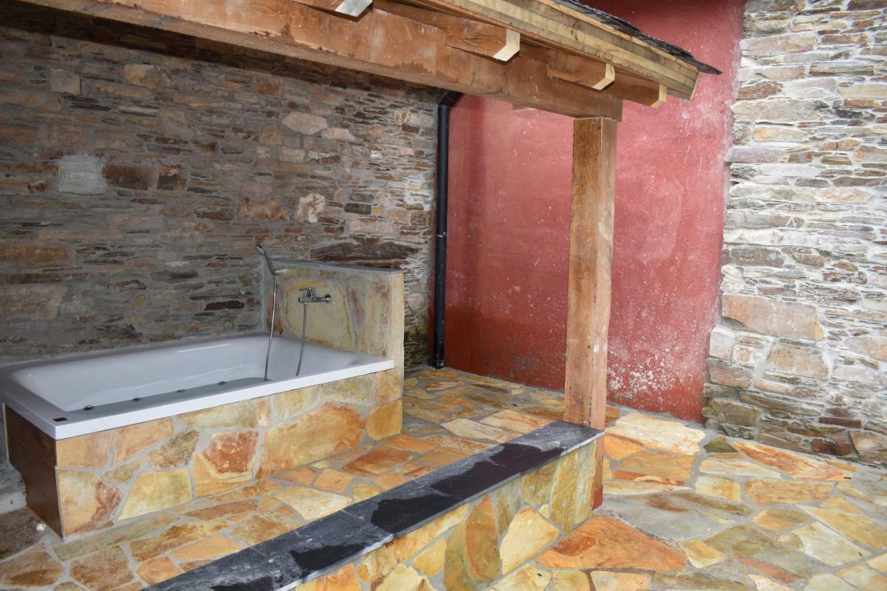 San Tirso de AbresIsabel Artemis Es公寓 外观 照片
